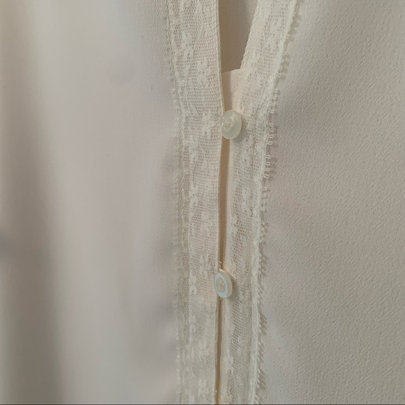 Vintage Bell Sleeve Cream Women’s Bohemian Button Down shirt - Picture 3 of 10